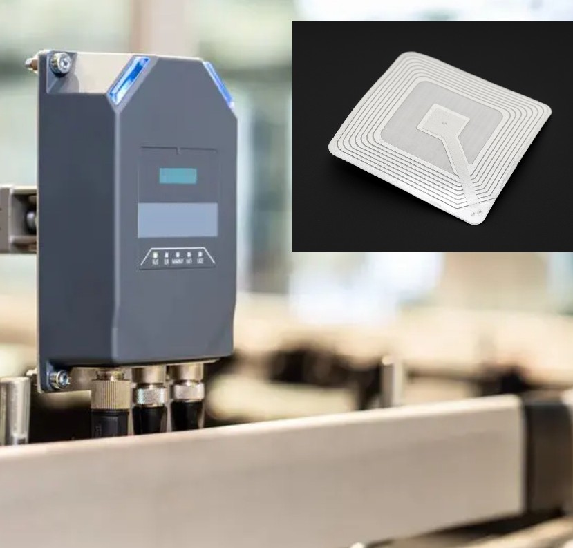 Industrieller RFID-Lesekopf und RFID-Tag